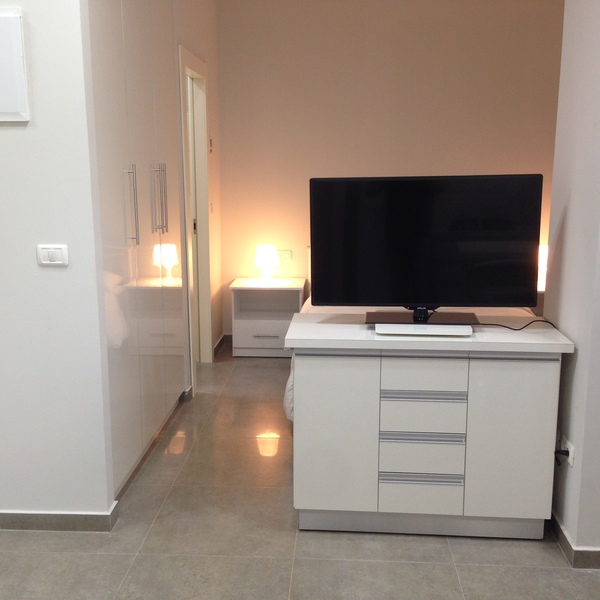 Studio with Patio A Photo 6